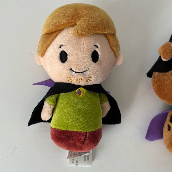 Hallmark Itty Bittys Scooby-Doo Halloween Plush Vampire Witch Sherlock Holmes - Picture 5 of 6